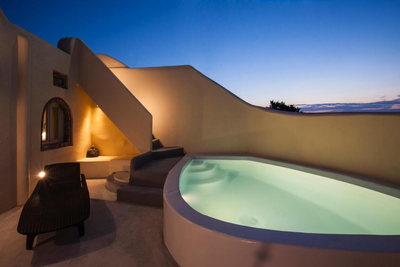 Cupola Suites Oía Exterior photo