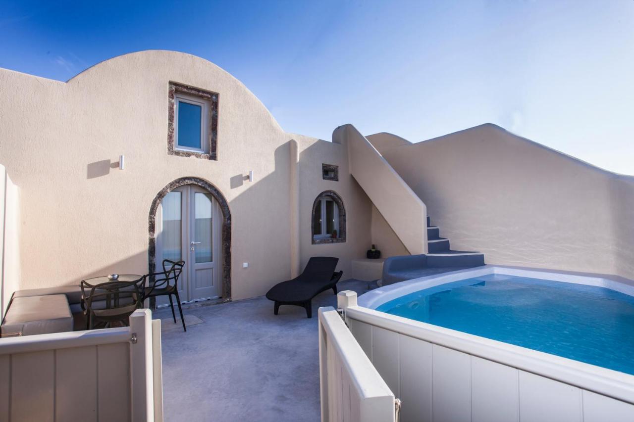 Cupola Suites Oía Exterior photo