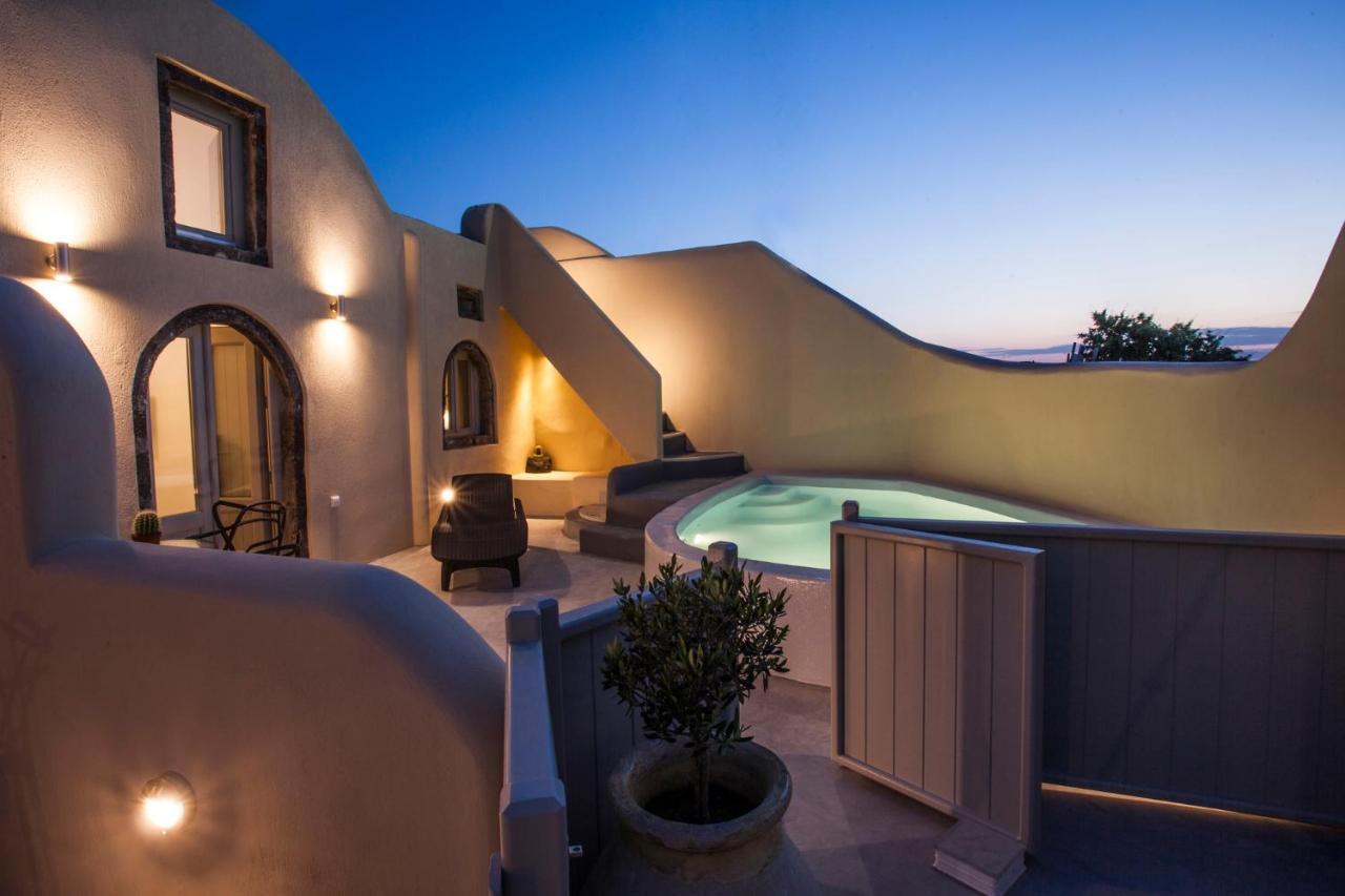 Cupola Suites Oía Exterior photo