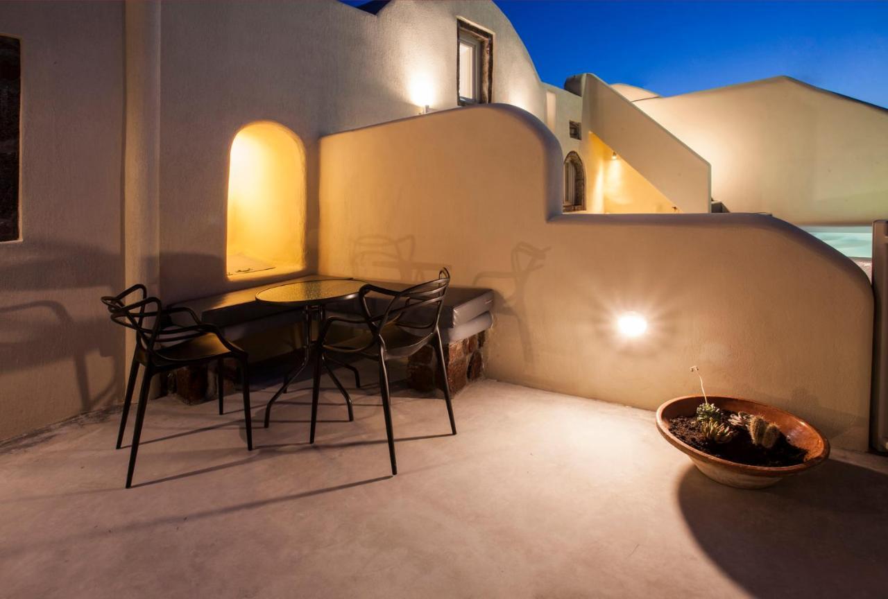Cupola Suites Oía Exterior photo