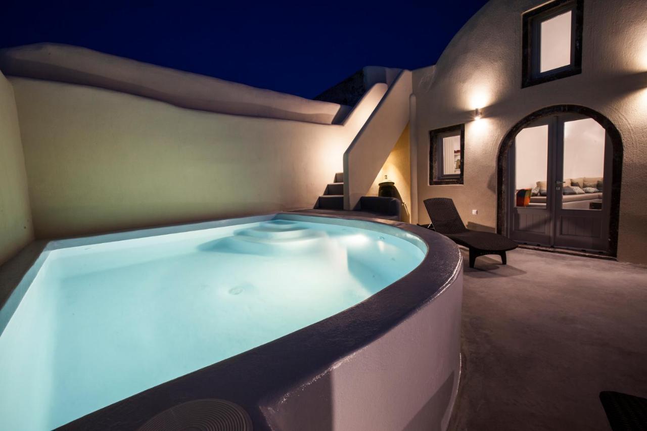 Cupola Suites Oía Exterior photo