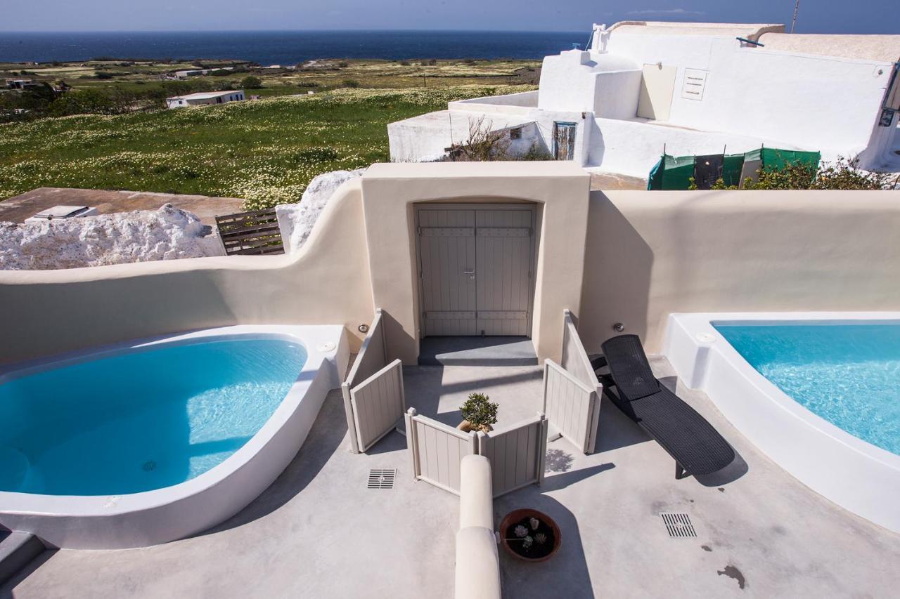 Cupola Suites Oía Exterior photo